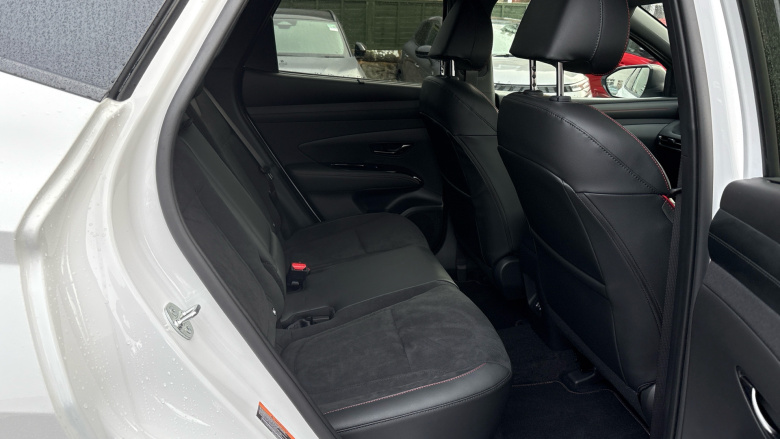 Hyundai TUCSON 1.6T Plug-in Hybrid N Line 5dr Auto Estate